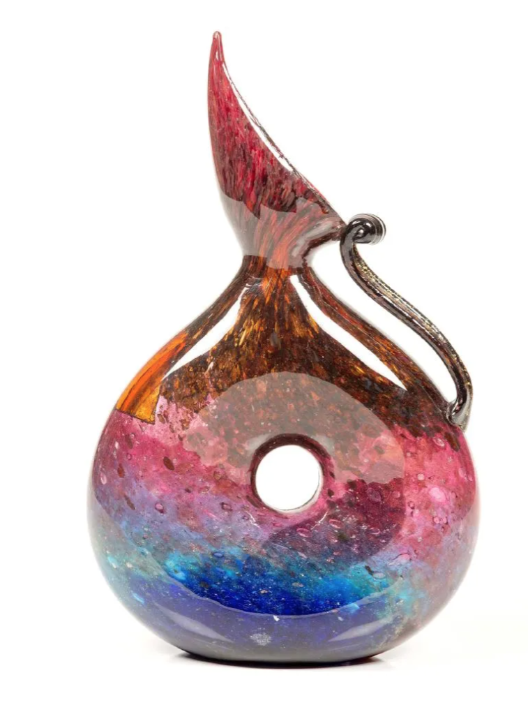 This asymmetrical circa-1950 blown glass Dino Martens vase realized $37,270 plus the buyer’s premium in February 2017 at Cambi Casa D’Aste. Image courtesy of Cambi Casa D’Aste and LiveAuctioneers.