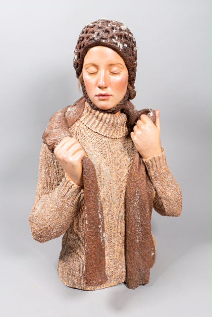 Hyperrealistic sculpture by Carole Feuerman, est. $4,000-$5,000