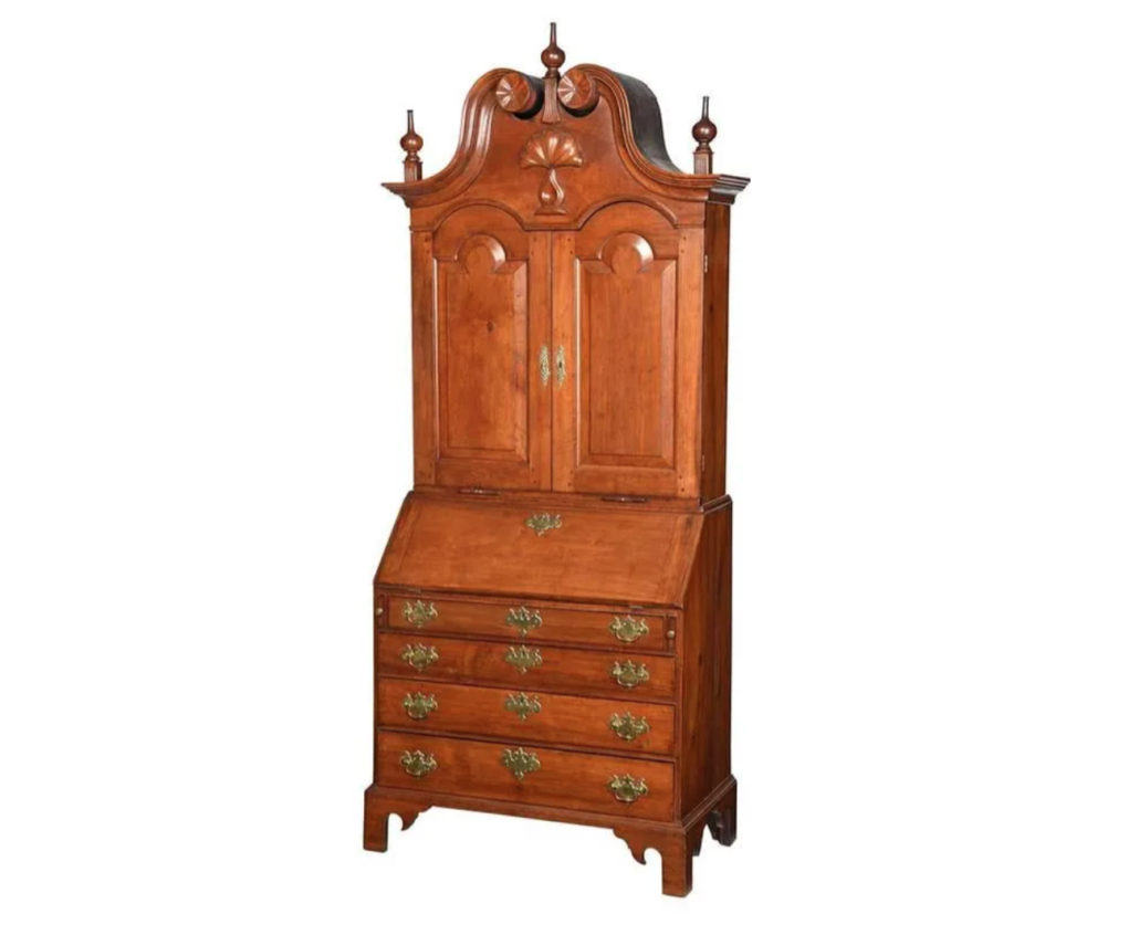 An American Chippendale desk and bookcase made $38,000 plus the buyer’s premium in March 2020 at Brunk Auctions. Image courtesy of Brunk Auctions and LiveAuctioneers.