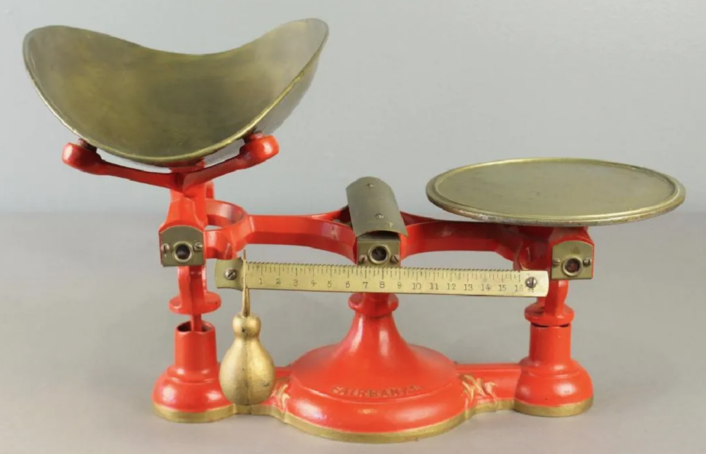 Retaining its elegant red paint with gold accents, this Fairbanks No. 2 balance scale brought $110 plus the buyer’s premium in January 2017 at A-1 Auction. Image courtesy of A-1 Auction and LiveAuctioneers.