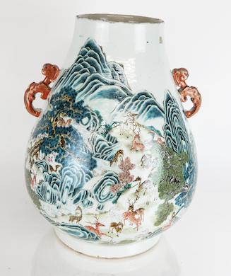 Chinese famille rose vase set the pace at Roland&#8217;s New Year&#8217;s Day sale