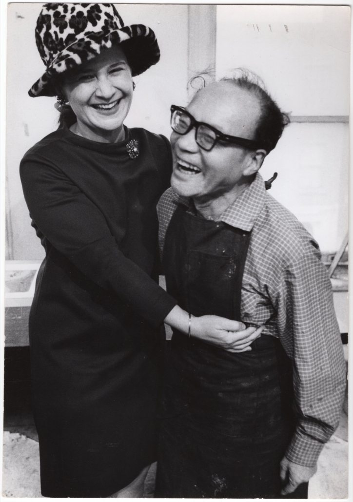 Shiko Munakata with Beate Sirota Gordon in a 1967 photo taken in America. Gordon, a women’s rights advocate who helped shape the postwar Constitution of Japan and also played important roles at Japan Society, served as the artist’s interpreter and became a stalwart friend. © Courtesy of the Family of Beate Sirota Gordon