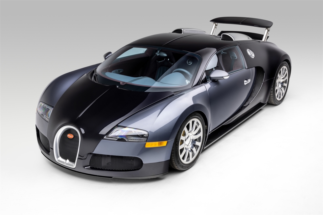 Bugatti 2008 Veyron 16-4. Image courtesy of the Petersen Automotive Museum.