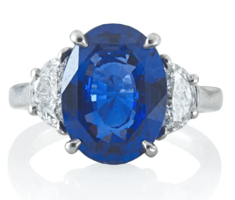 A platinum-set Harry Winston sapphire and diamond ring realized $37,500 plus the buyer’s premium in June 2019. Image courtesy of Rago Arts and Auction Center and LiveAuctioneers.