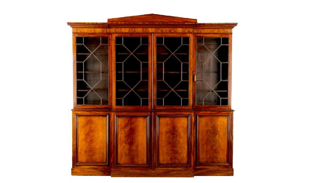 This Regency period mahogany breakfront bookcase realized $3,000 plus the buyer’s premium in August 2017. Image courtesy of Ahlers & Ogletree Auction Gallery and LiveAuctioneers.