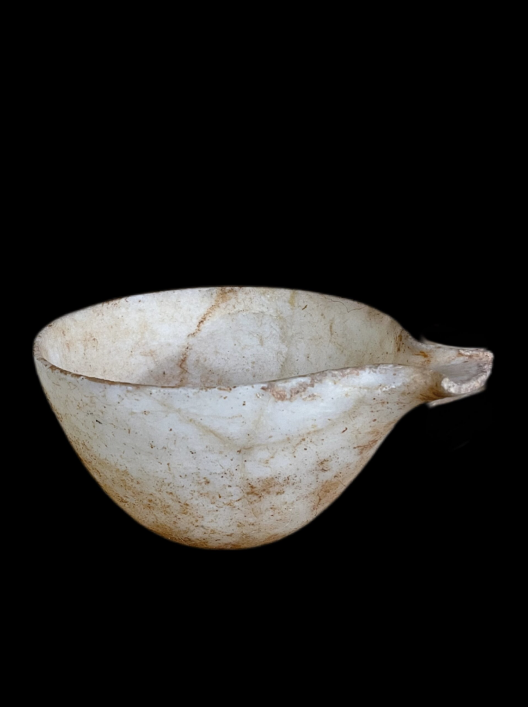 This Sprouted Bowl, dating to 2700-2200 BCE, was among the 46 antiquities seized from billionaire hedge fund founder Michael Steinhardt and returned to the people of Greece. Together with eight other pieces related to another ongoing investigation, the group carries a collective value of $20 million. Image courtesy of the Manhattan District Attorney’s office. 