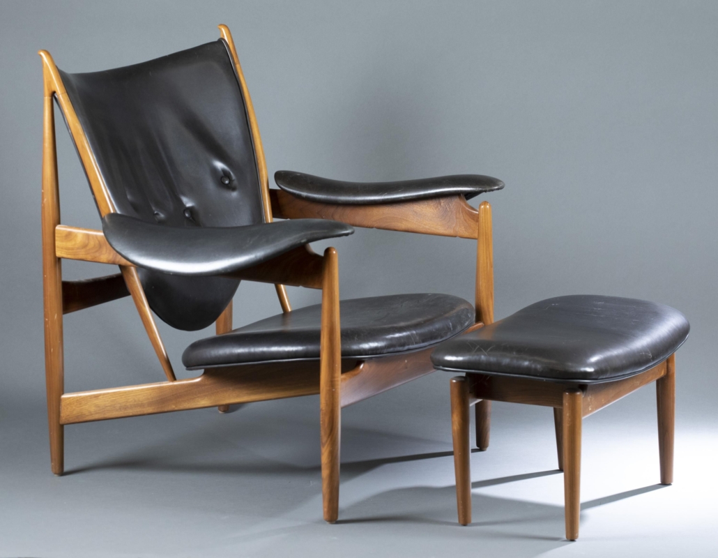 Chieftain chair and ottoman by Finn Juhl for Baker Furniture, est. $3,000-$5,000. Image courtesy of Quinn’s Auction Galleries