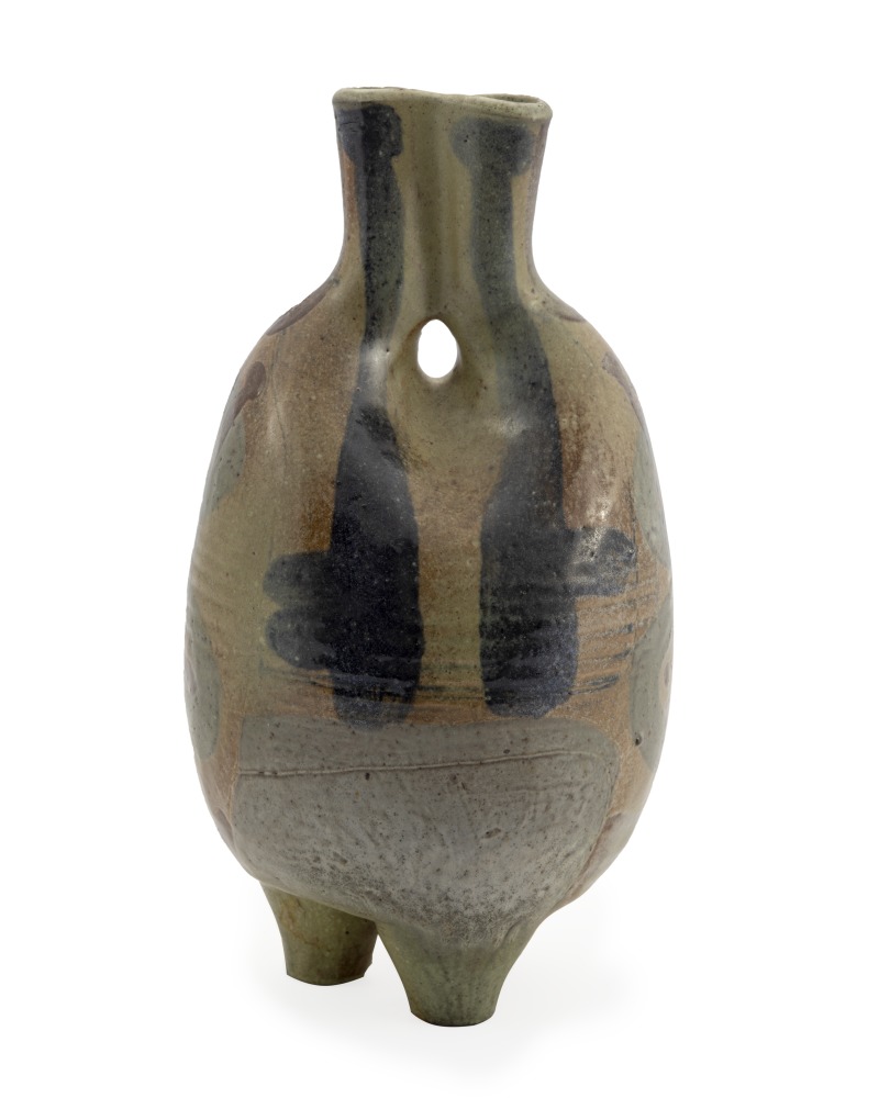 Katherine Choy (American, born China, 1927–1958), ‘Double Spout Vase,’ circa 1952-1957. Glazed stoneware. New Orleans Museum of Art, Gift of Evelyn Witherspoon, 87.153 