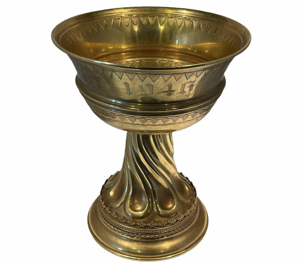 14K gold trophy awarded to the winner of the 1946 Arlington Classic horse race, est. $40,000-$100,000