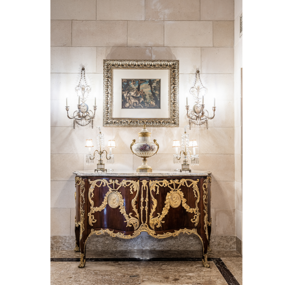 Regence-style gilt bronze mounted mahogany marble-top commode, est. $5,000-$7,000. Image courtesy of Hindman