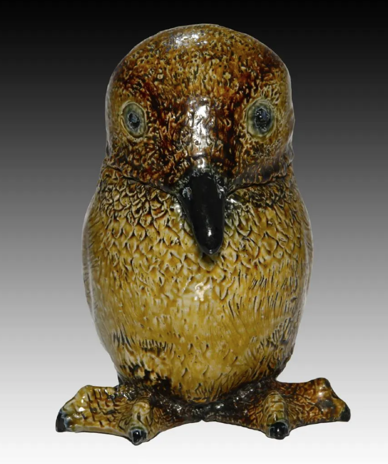 Rimpley began his career as a British decorative arts specialist, and English arts remain a favorite of his. This glazed Wally Bird tobacco jar with a detachable head earned $23,000 plus the buyer’s premium in July 2018. Image courtesy of Lion and Unicorn and LiveAuctioneers.