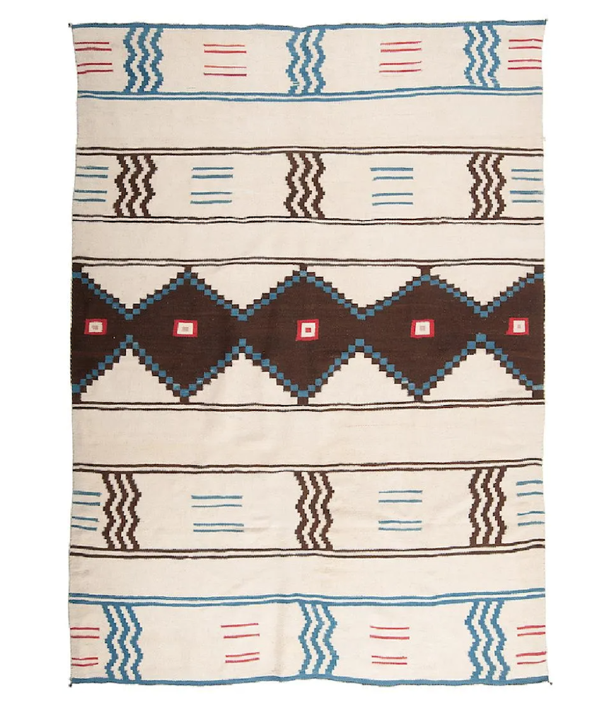 A Navajo Classic Period serape with a white field attained $45,000 plus the buyer’s premium in September 2017. Image courtesy of Cowan’s Auctions and LiveAuctioneers.