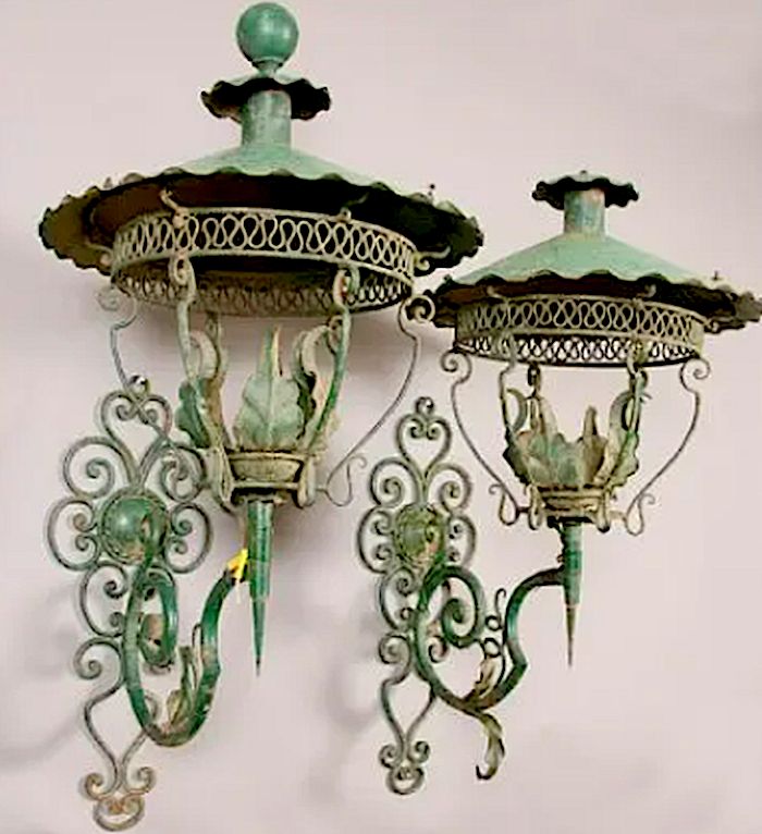 These circa-1920 wrought-iron sconce-form wall-mounted lanterns earned $1,900 plus the buyer’s premium in November 2008. Image courtesy Kamelot Auctions and LiveAuctioneers