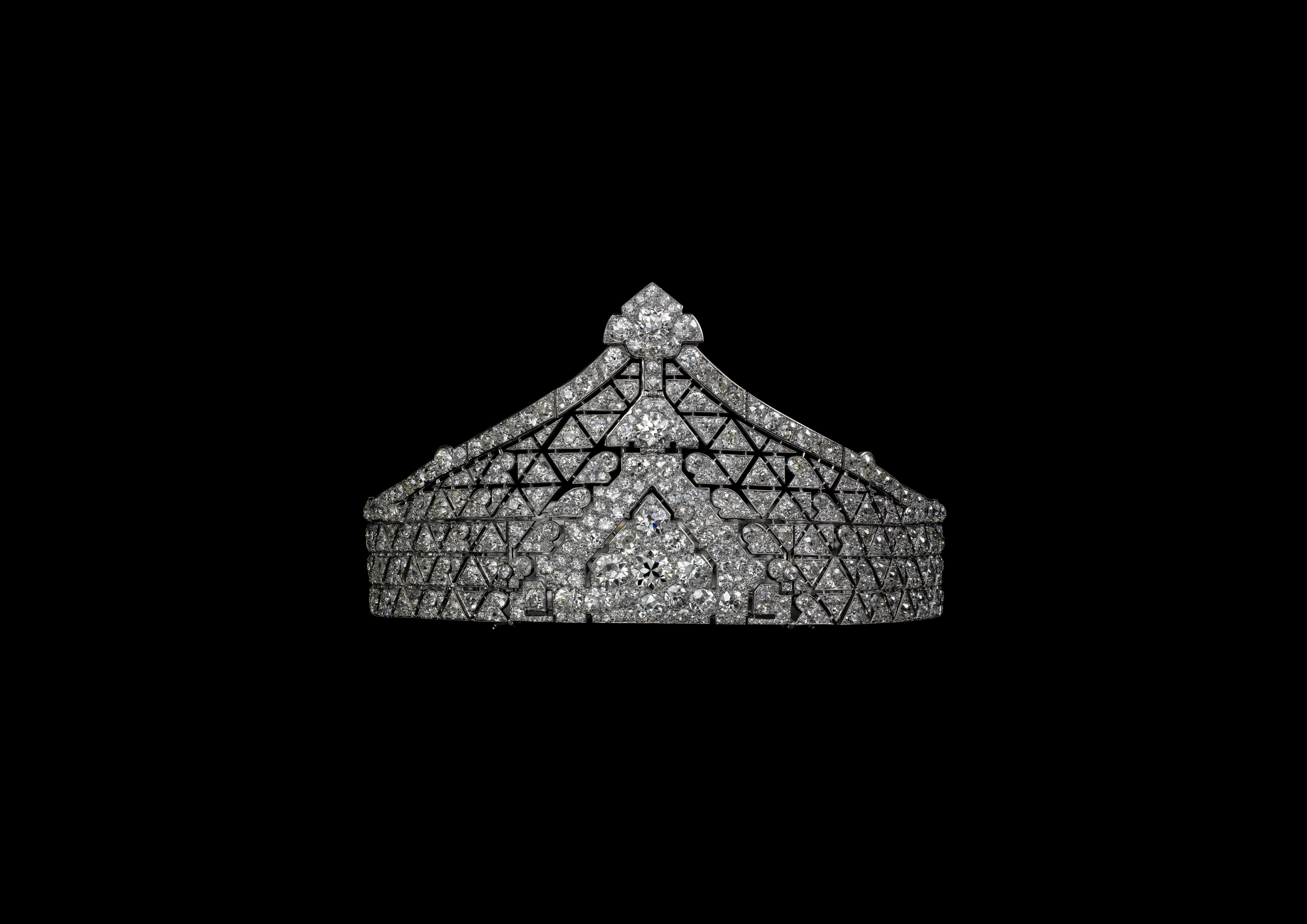 Bandeau, Cartier Paris, special order, 1923. Platinum, diamonds. Made as a special order for Madame Ossa Ross. Cartier Collection. Vincent Wulveryck, Cartier Collection © Cartier 