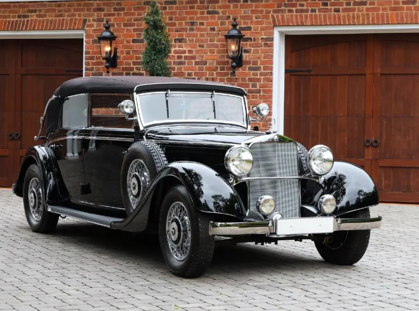 Collector cars are a robust division at Leland Little Auctions, which sold a 1934 Mercedes Benz 290 Cabriolet D for $224,000 plus the buyer’s premium in July 2017. Image courtesy of Leland Little Auctions and LiveAuctioneers.