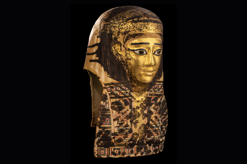 Mummy mask mesmerized bidders at Hindman&#8217;s antiquities sale