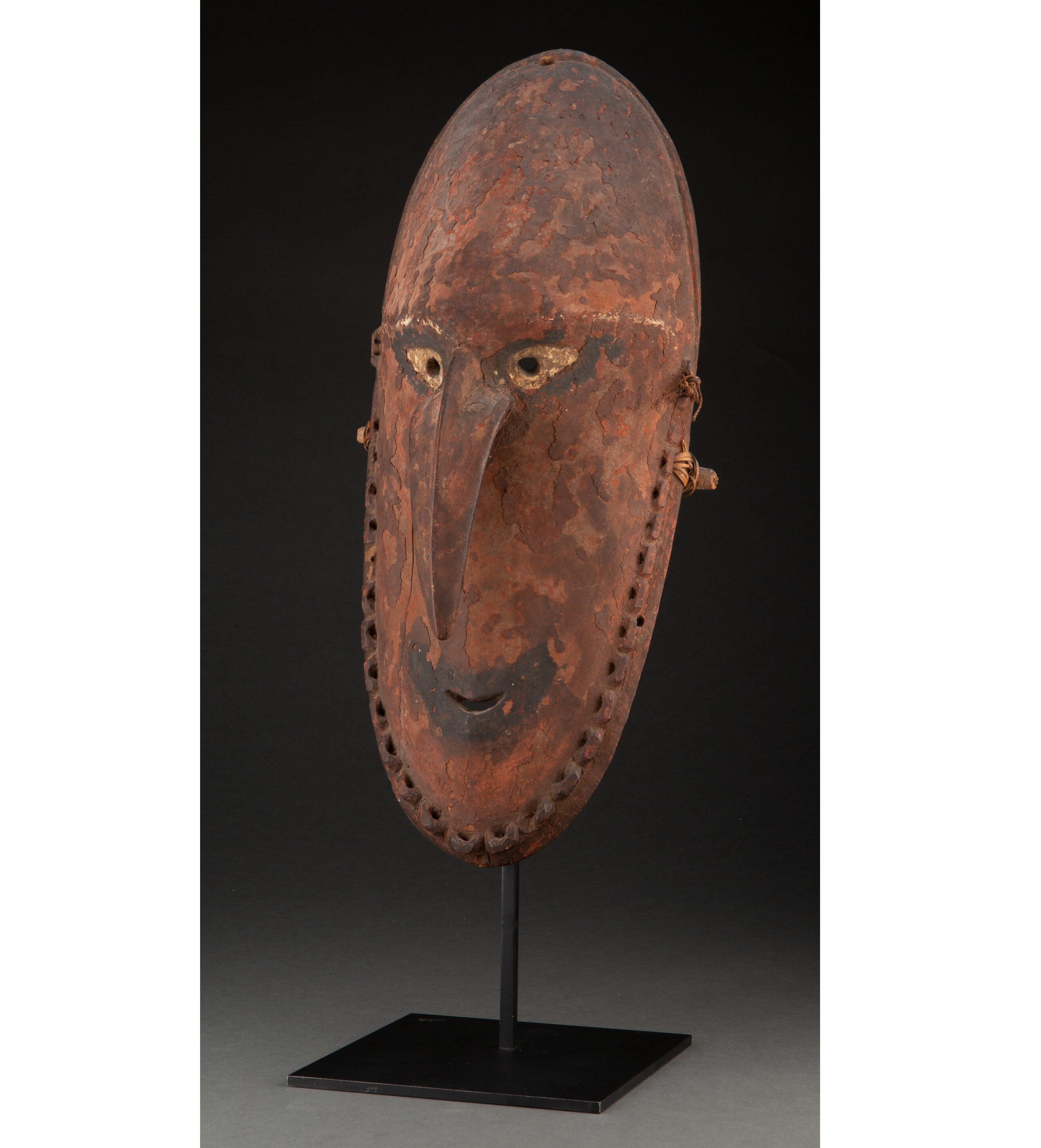 Murik mask from Papua New Guinea, est. $60,000-$80,000. Image courtesy of Heritage Auctions