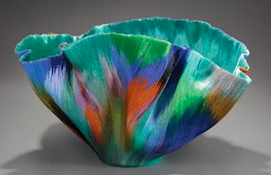 An oblong triangular bowl Toots Zynsky made in 1998 and dubbed ‘Magnificent Chaos’ brought $26,000 plus the buyer’s premium in June 2020. Image courtesy of Neal Auction Company and LiveAuctioneers.