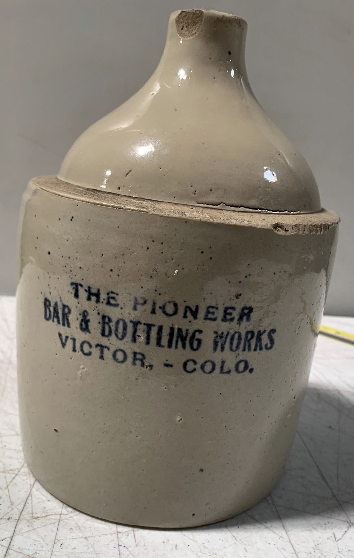 Half-gallon Pioneer Bar & Bottling Works whiskey jug, est. $1,000-$2,000