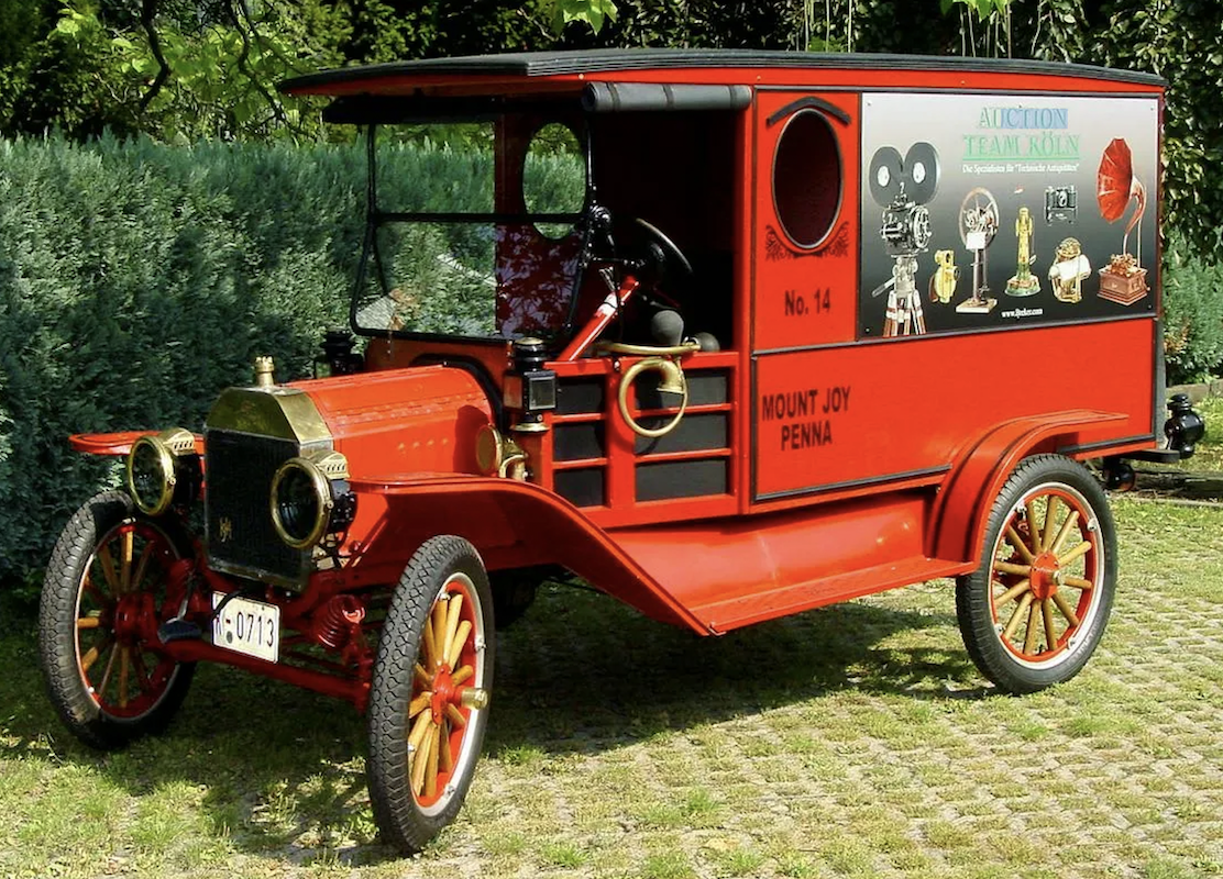 Ford Model T 1914 panel truck with advertisements, est. €28,000-€42,000