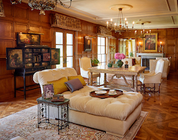 Interior of the Thomas and Erika Jayne Girardi residence, courtesy of John Moran Auctioneers