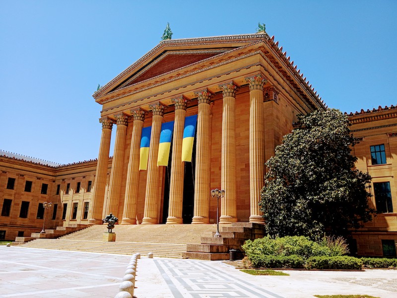 The Philadelphia Museum of Art, photographed in May 2022. On September 26, unionized workers at the institution staged a walkout. Image courtesy of Wikimedia Commons, photo credit David Saddler. Shared under the Creative Commons Attribution 2.0 Generic license