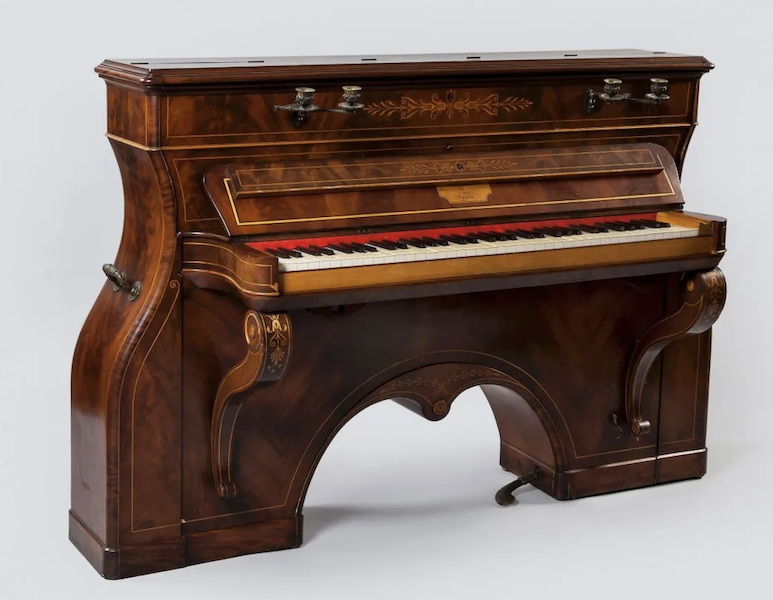 An 1831 upright piano created in Paris by Sebastian Mercier in the dog kennel form realized £7,500 (about $8,500) plus the buyer’s premium in May 2016. Image courtesy of Dreweatts Donnington Priory and LiveAuctioneers