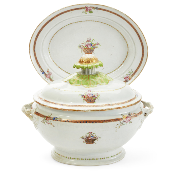 Chinese Export porcelain oval tureen and stand, estimated at $1,000-$1,500