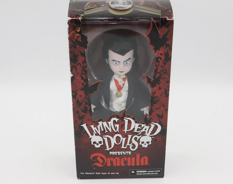 A Mezco Toys Living Dead Dolls Dracula in its original box earned $140 plus the buyer’s premium in November 2021. Image courtesy of Bodnar’s Auction Sales and LiveAuctioneers