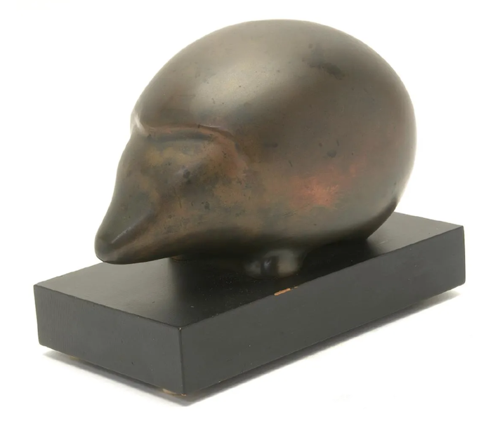 A Bufano hedgehog in bronze realized $4,000 plus the buyer’s premium in July 2019. Image courtesy of Michaan’s Auctions and LiveAuctioneers.