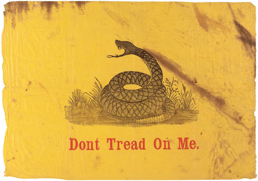 Iconic and rarely seen circa-1864 ‘Don’t Tread On Me’ Civil War-era Confederate Gadsden Flag evoking Benjamin Franklin’s 1754 political cartoon of disjointed snake with caption ‘Join Or Die.’ Glazed cotton, 18in x 25in. Depicted in ‘Threads of History.’ Sold well above high estimate for $28,566. Image courtesy of Hake’s Auctions