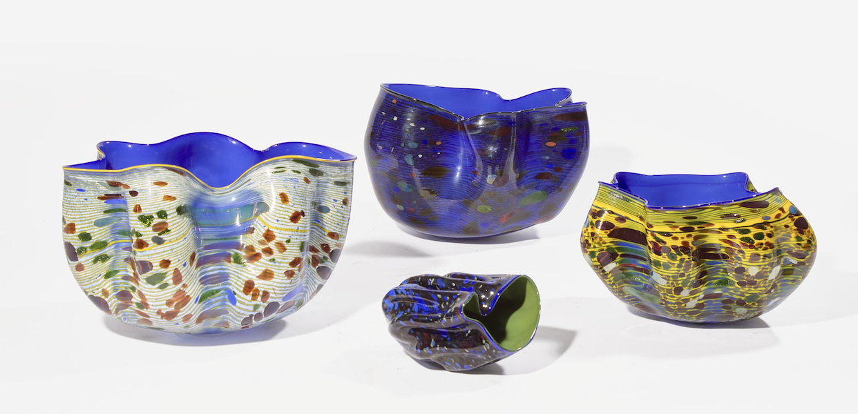  Dale Chihuly group of four Macchia vessels, estimated at $8,000-$12,000
