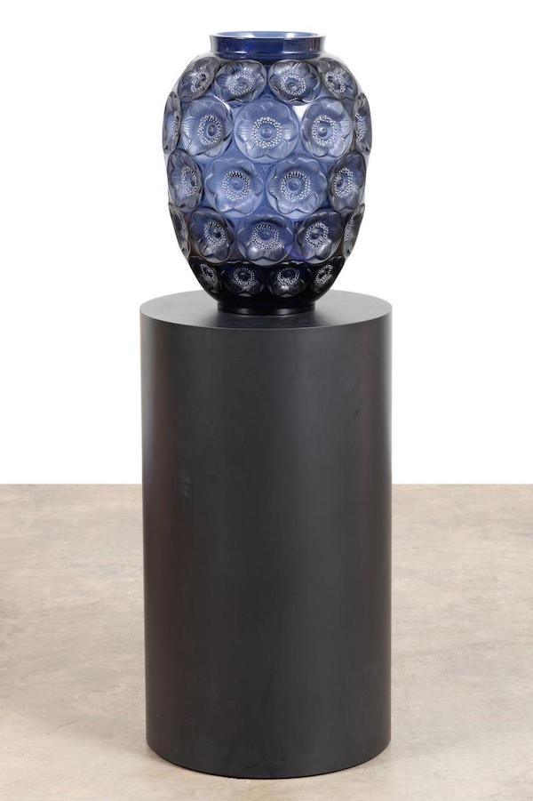 Lalique Anemones Grand ovoid form vase and pedestal, estimated at $10,000-$20,000