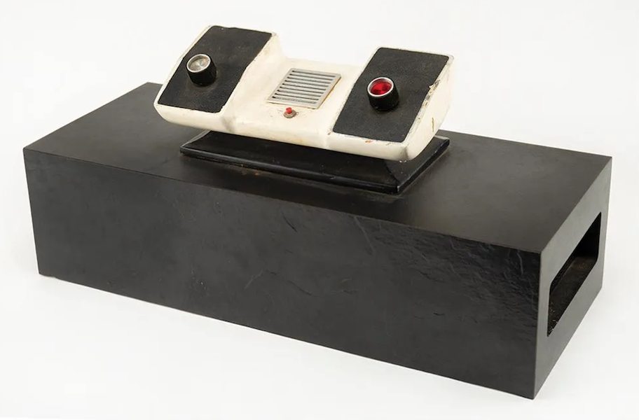 An Allan Alcorn: Pong Home Edition prototype and design console achieved $216,728 plus the buyer’s premium in March 2022. Image courtesy of RR Auction and LiveAuctioneers.