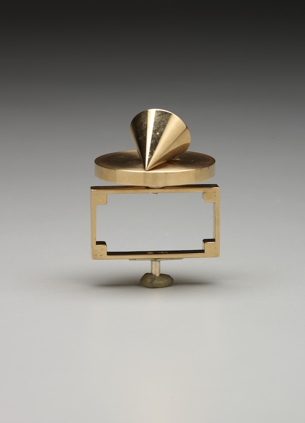 Friedrich Becker, ‘Kinetic Double Finger Ring,’ 1988. Gold, 1 1/2 by 1 1/2 by 2 1/8in. Dallas Museum of Art, gift of Edward W. and Deedie Potter Rose, formerly Inge Asenbaum collection, Galerie am Graben in Vienna, 2014.33.27. Image credit: © Friedrich Becker 