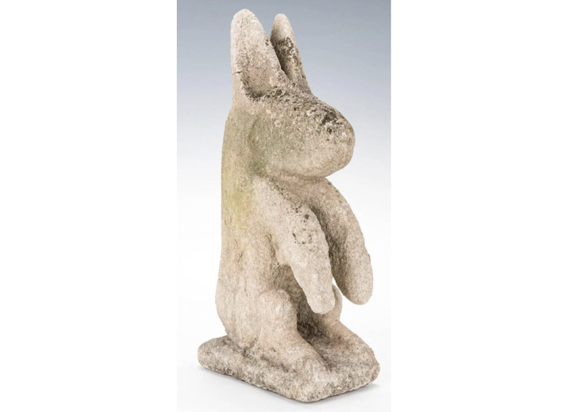 A William Edmondson limestone rabbit sculpture achieved $34,000 plus the buyer’s premium in July 2019. Image courtesy of Case Antiques, Inc. Auctions & Appraisals and LiveAuctioneers.