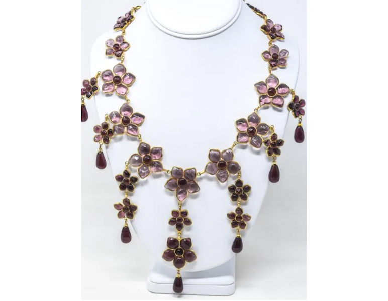 A Maison Gripoix amethyst tone necklace sold for $1,300 plus the buyer’s premium in July 2020. Image courtesy of Greenwich Auction and LiveAuctioneers.