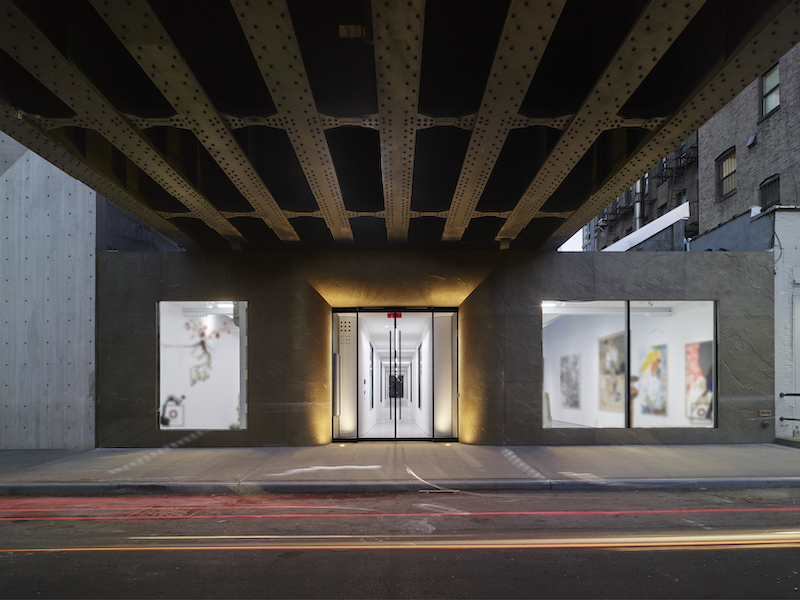 Exterior of High Line Nine Galleries, site of Hindman’s New York pop-up gallery. Image courtesy of High Line Nine
