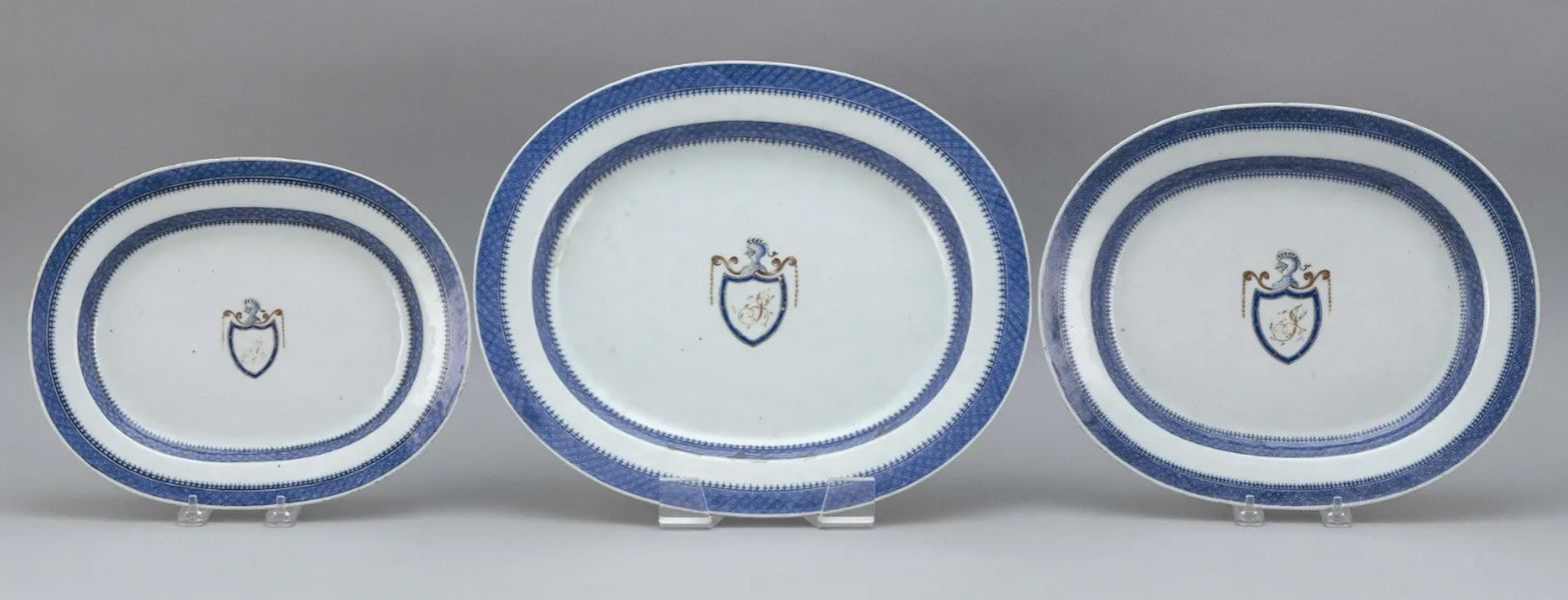 A nesting set of three Thomas Jefferson armorial Chinese Export platters earned $11,000 plus the buyer’s premium in July 2021. Image courtesy of Eldred’s and LiveAuctioneers.