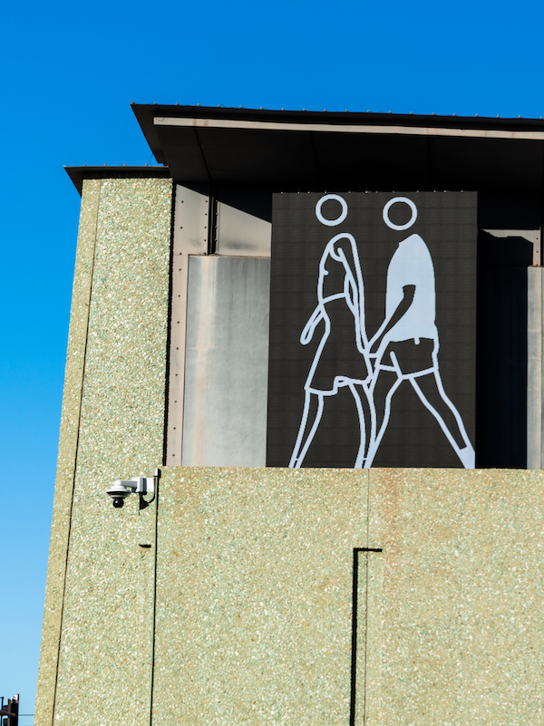 Julian Opie, ‘Julian and Suzanne Walking,’ 2006. Animated LED display. Collection of Phoenix Art Museum, purchased with funds provided by Jan and Howard Hendler. Courtesy of Phoenix Art Museum, photo credit Airi Katsuta