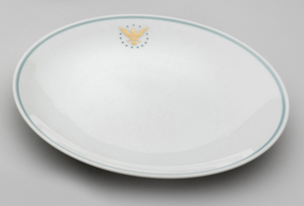 Entree plate from Pan American World Airways President first-class meal service set, 1960s, gift of Joanna Ramey