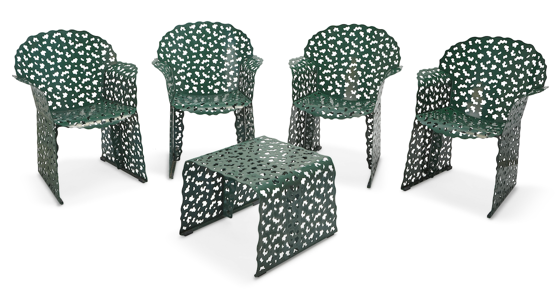 Richard Shultz Topiary lounge chairs with ottoman for Knoll, estimated at $1,200-$1,500. Image courtesy of John Moran Auctioneers
