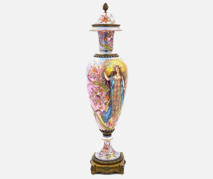 Sevres Chateau des Tuileries Art Nouveau vase, $2,706 