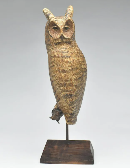 This Frank Finney full-size sculpture of an owl gripping a mouse made $14,000 plus the buyer’s premium in July 2022. Image courtesy of Guyette & Deeter, Inc, and LiveAuctioneers.