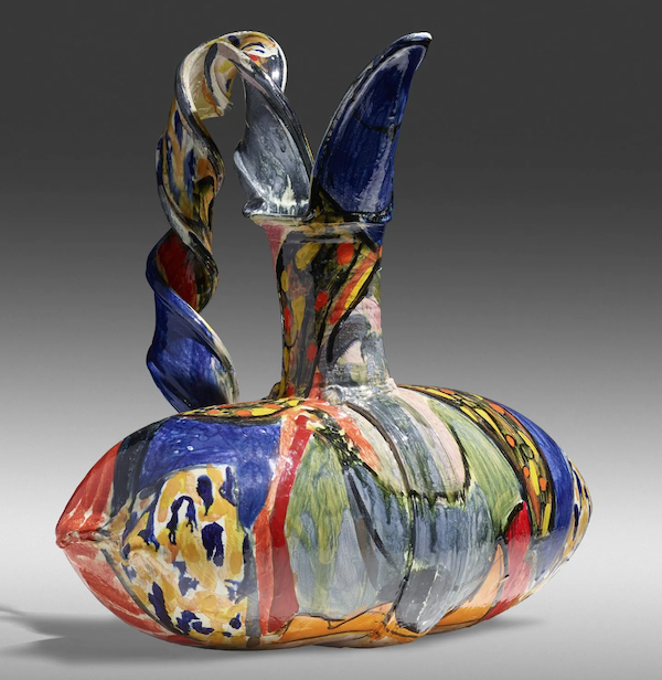 A 1998 Autumn Pillow pitcher by Betty Woodman achieved $55,000 plus the buyer’s premium in September 2022. Image courtesy of Rago Arts and Auction Center and LiveAuctioneers.
