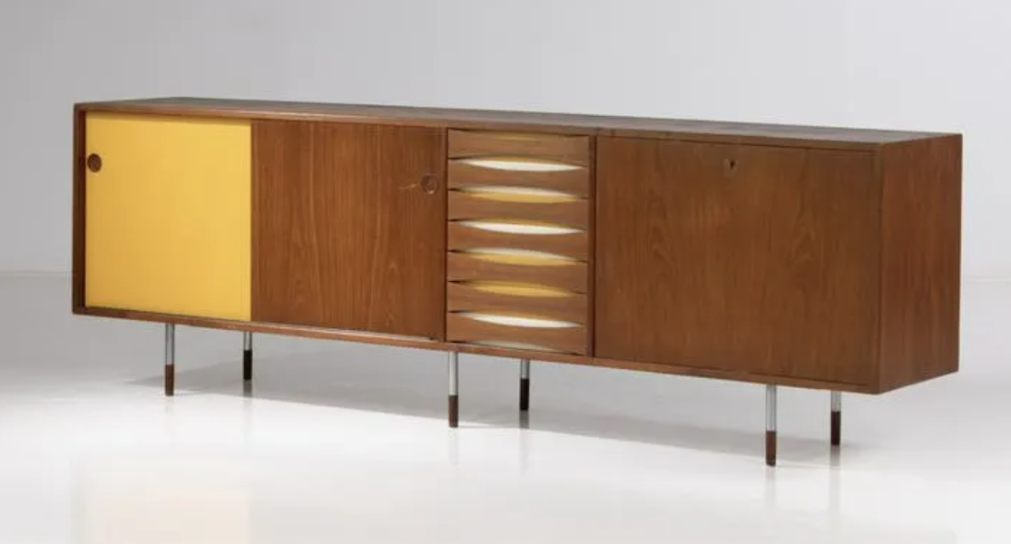 An Arne Vodder sideboard in teak, metal and lacquered wood brought $15,081 plus the buyer’s premium in June 2021. Image courtesy of Piasa and LiveAuctioneers.