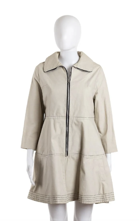 Late 1960s Alligator trench coat by Mary Quant, which sold for €170 (about $190) plus the buyer’s premium in April 2019. Image courtesy of Bertolami Fine Arts and LiveAuctioneers