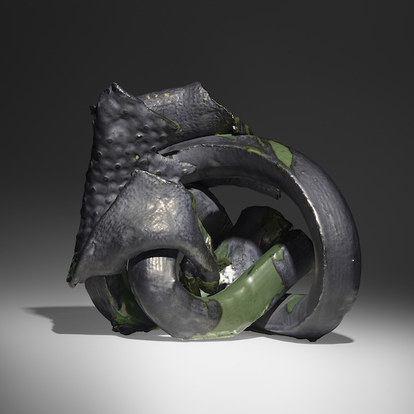 Lynda Benglis, ‘Knot/Hat with Green,’ estimated at $25,000-$35,000. Image courtesy of Rago/Wright