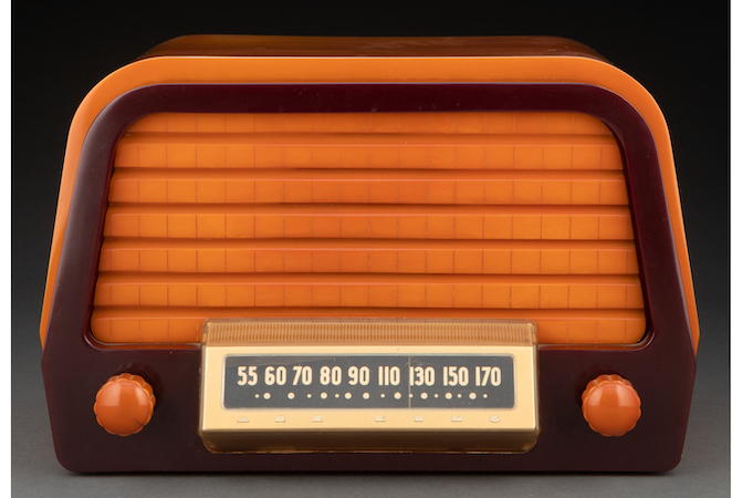 Air King Products Co. Model A-600 Duchess radio, estimated at $1,500-$2,500. Image courtesy of Heritage Auctions, ha.com