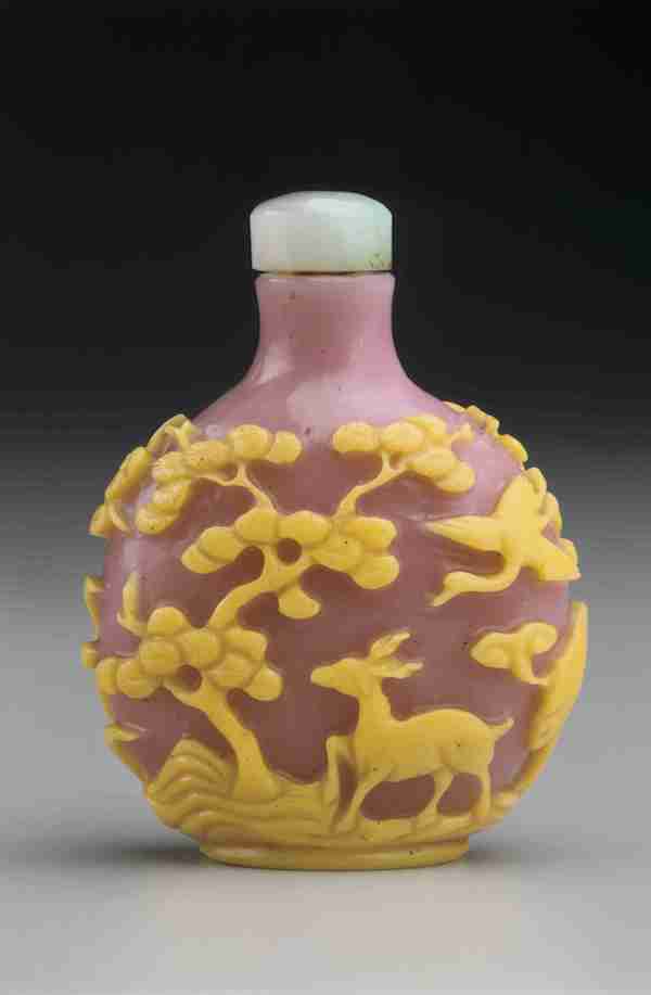 Snuff bottle, unknown workshop, Peking, China, circa 1850. Glass, jade. Courtesy of Hillwood Estate, Museum & Gardens.